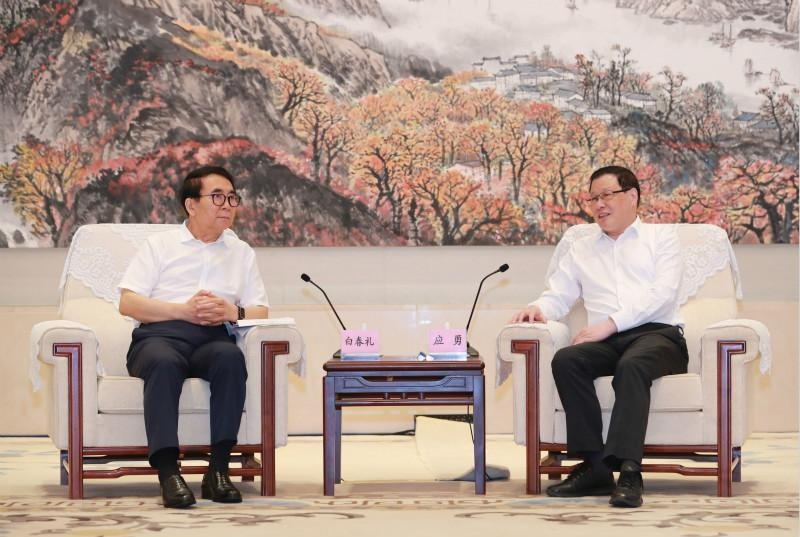 應(yīng)勇王曉東與中國科學(xué)院院長白春禮座談，深化新一輪院省合作，協(xié)力創(chuàng)建武漢綜合性國家科學(xué)中心